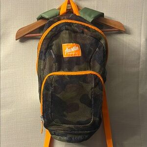 Austin Trading Co. camo mesh backpack